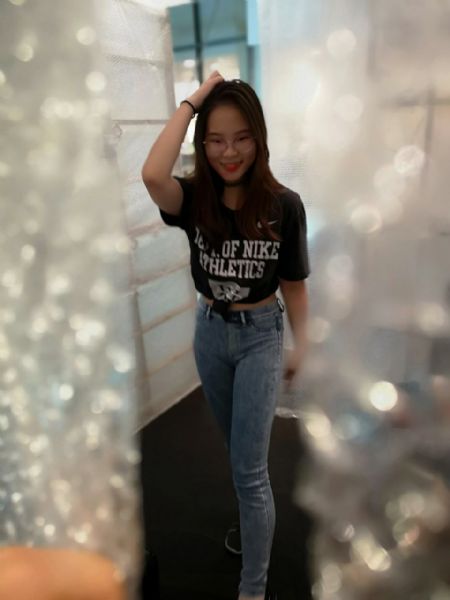 Estee - ID: 166508