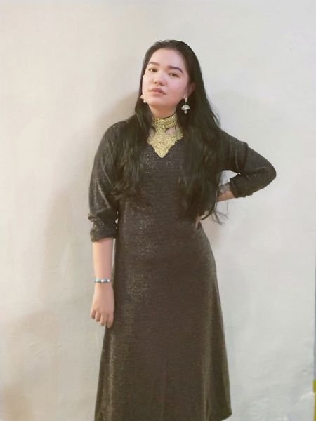 Shaina - ID: 238674