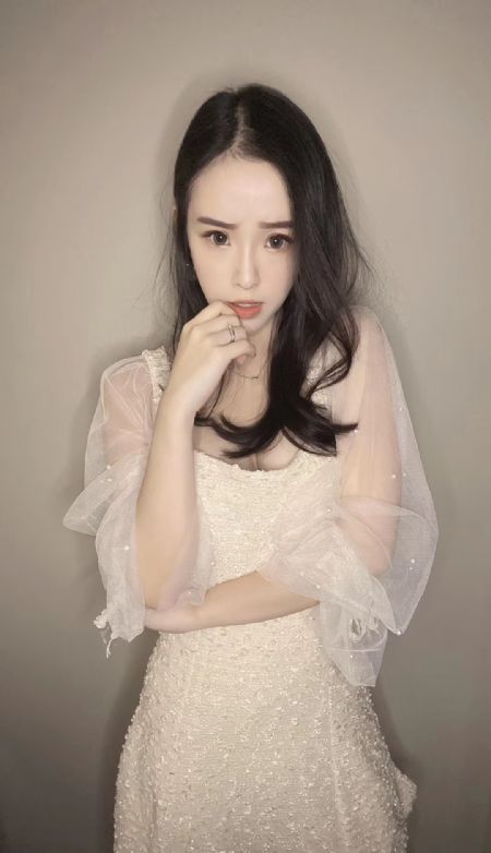 Brenda - ID: 290445