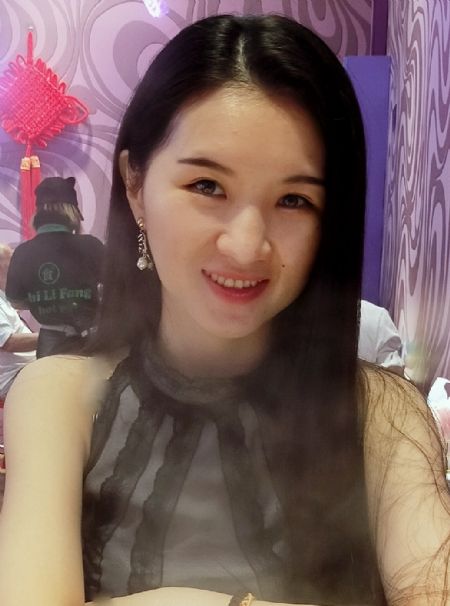 Dewi Kartika - ID: 305915