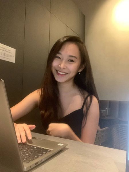 Chloe - ID: 328777
