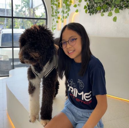 Emily - ID: 431230
