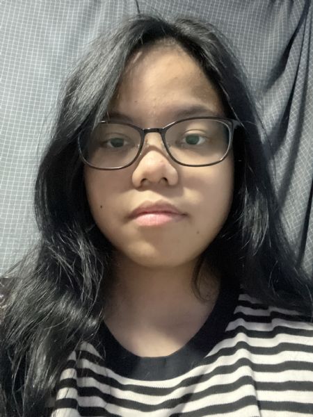 Nur Adriana - ID: 578300