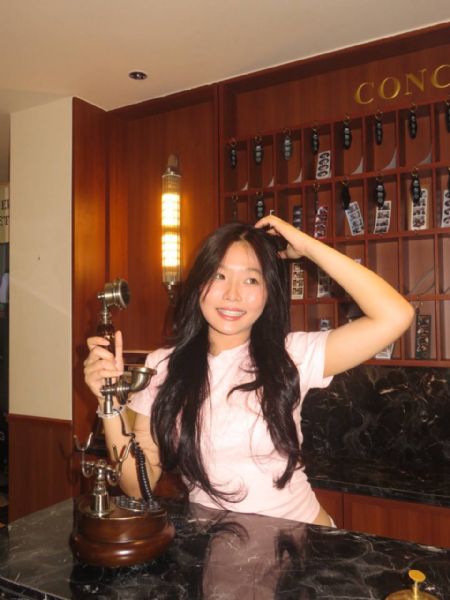 Jenny - ID: 598569 - 845401